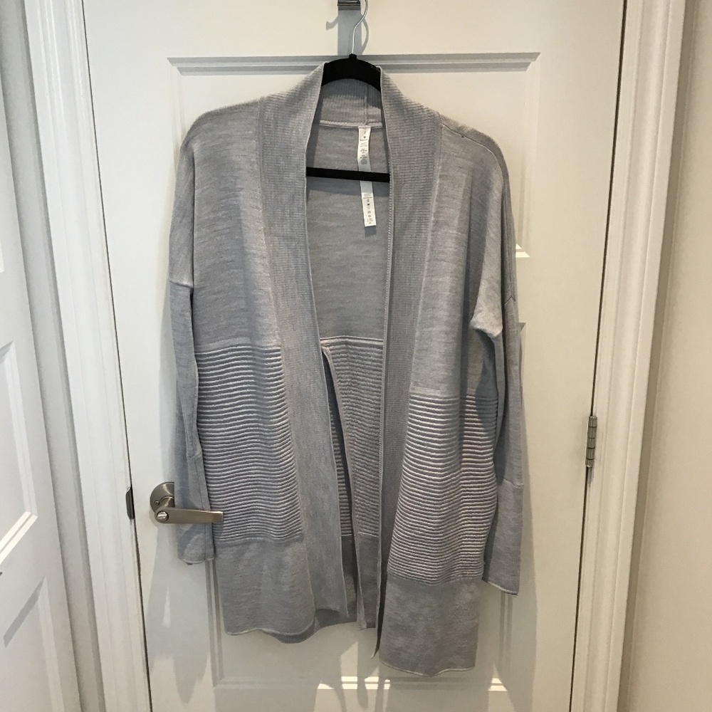 Lululemon Sit in Lotus Wrap Cardigan - Picture 3 of 7